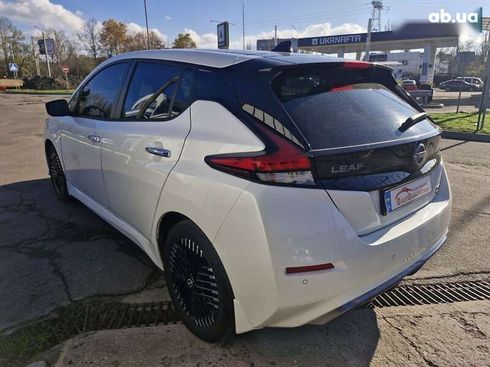 Nissan Leaf 2023 - фото 4