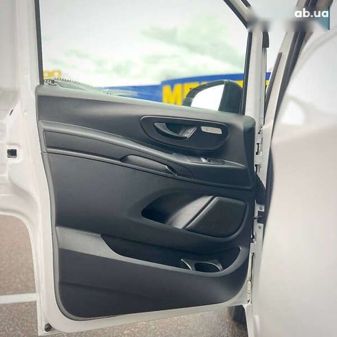 Mercedes-Benz Vito 2022 - фото 19