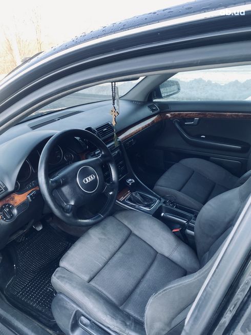 Audi A4 2002 черный - фото 5