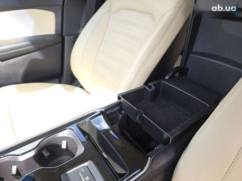Ford Edge 2019 - фото 28