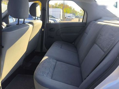 Dacia Logan 2006 - фото 15