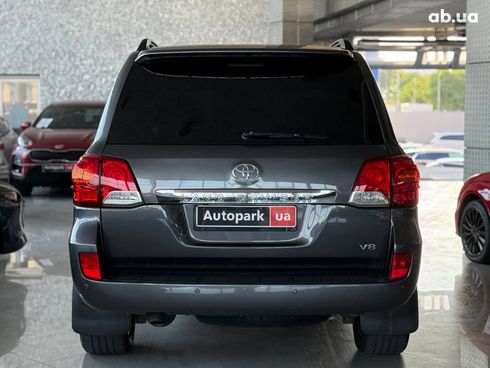 Toyota land cruiser 200 2012 серый - фото 7