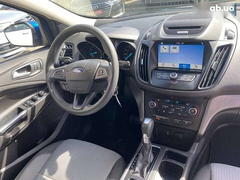 Ford Escape 2017 - фото 10