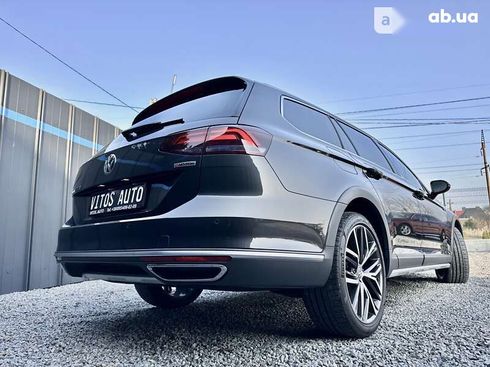 Volkswagen passat alltrack 2018 - фото 7