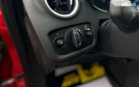 Ford Fiesta 2016 - фото 12