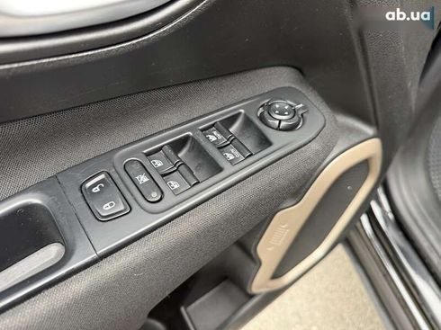 Jeep Renegade 2016 - фото 23