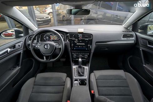 Volkswagen Golf 2019 - фото 24