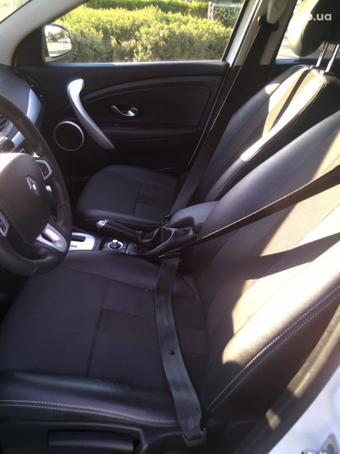 Renault Fluence 2013 белый - фото 3