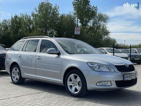 Skoda Octavia 2011 - фото 10