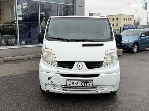 Renault Trafic 2011 - фото 2