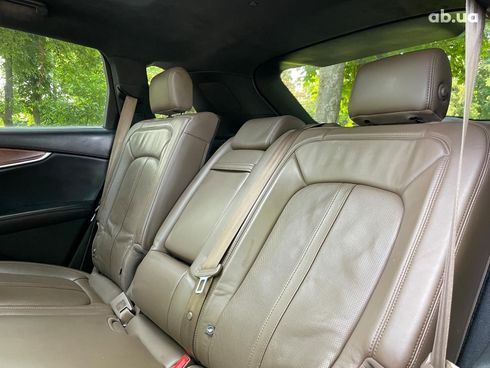 Lincoln MKX 2018 коричневый - фото 29