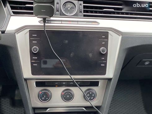 Volkswagen Passat 2017 - фото 15