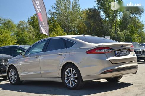 Ford Fusion 2017 - фото 18