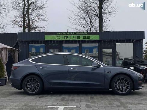 Tesla Model 3 2019 - фото 10