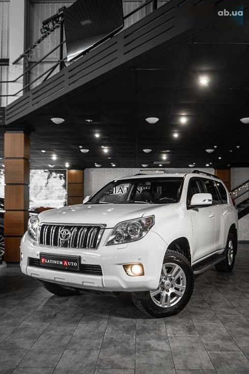 Toyota Land Cruiser Prado 2013 - фото 10