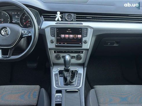 Volkswagen Passat 2015 - фото 28