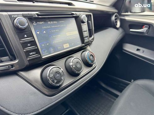 Toyota RAV4 2013 - фото 17