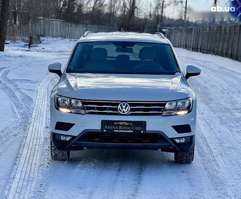 Volkswagen Tiguan 2017 - фото 2