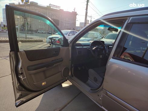 Nissan X-Trail 2004 серый - фото 22