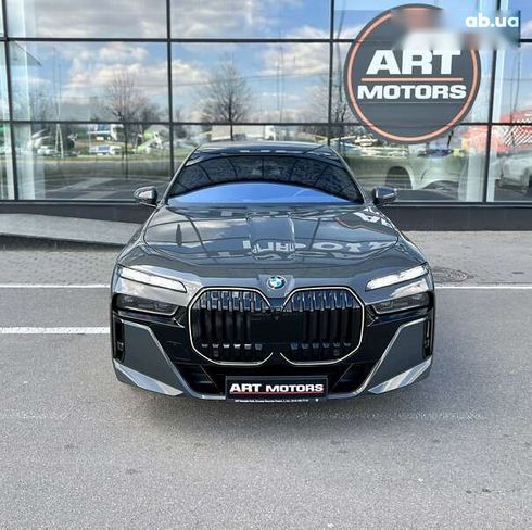 BMW 7 серия 2024 - фото 2