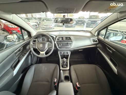 Suzuki SX4 2018 белый - фото 14