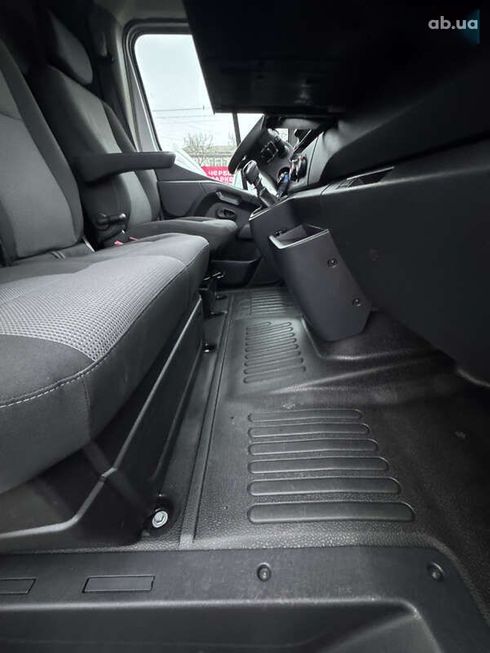 Renault Master 2020 - фото 24