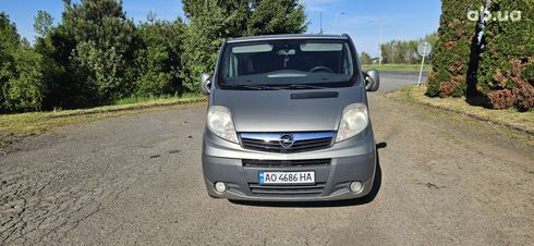Opel Vivaro 2011 золотистый - фото 2