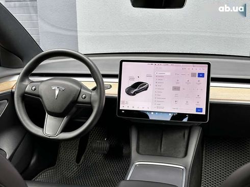Tesla Model 3 2021 - фото 16