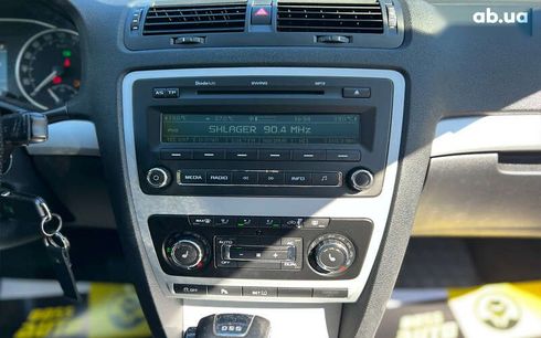 Skoda Octavia 2010 - фото 11
