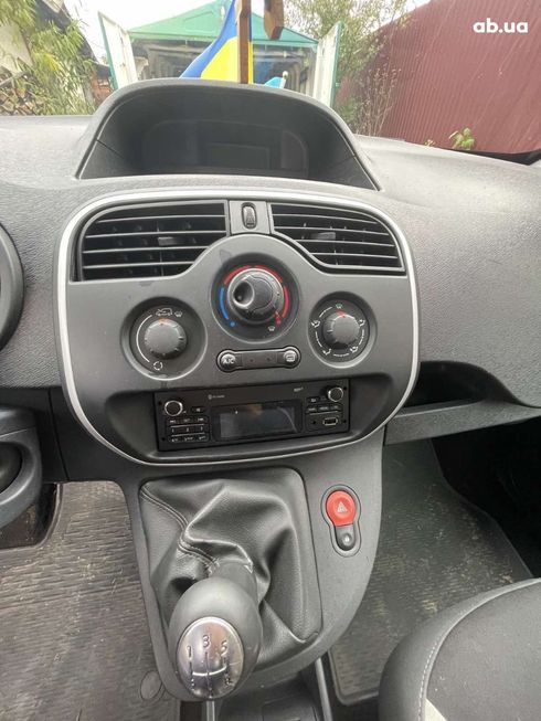 Renault Kangoo 2015 красный - фото 9