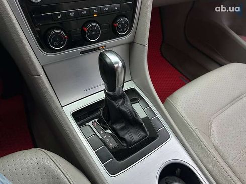 Volkswagen Passat 2013 - фото 25