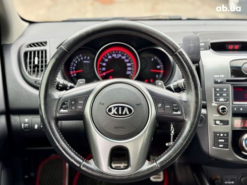 Kia Cerato 2011 серый - фото 11