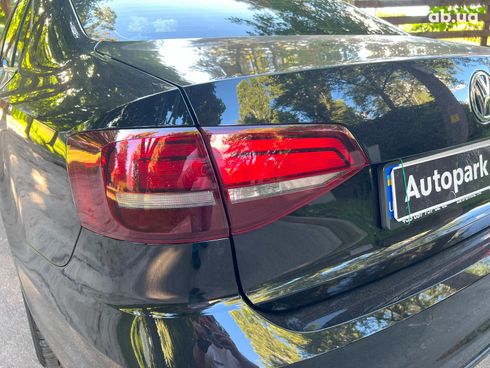 Volkswagen Jetta 2016 черный - фото 25