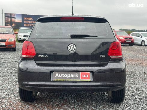 Volkswagen Polo 2011 черный - фото 7