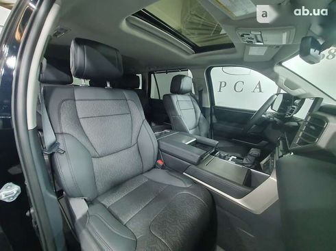 Toyota Sequoia 2023 - фото 14