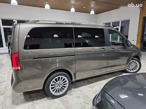 Mercedes-Benz V-Класс 2018 - фото 24
