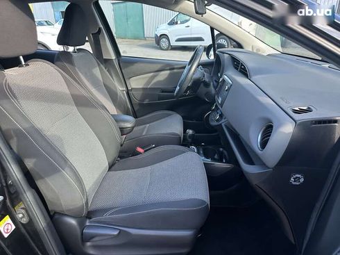 Toyota Yaris 2015 - фото 28