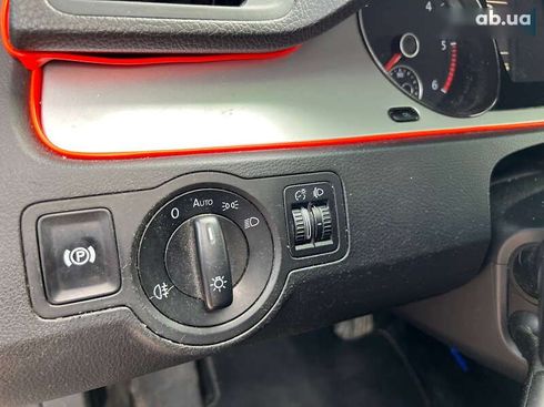 Volkswagen Passat 2009 - фото 16