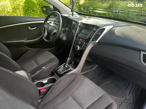 Hyundai Elantra 2014 серый - фото 21