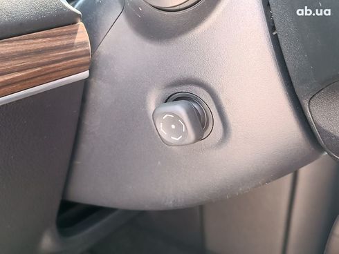 Toyota Land Cruiser Prado 2021 белый - фото 24