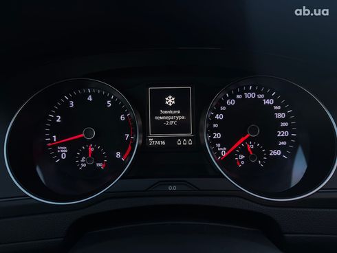 Volkswagen Passat 2016 серый - фото 23