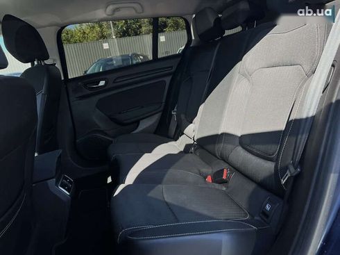 Renault Megane 2017 - фото 30