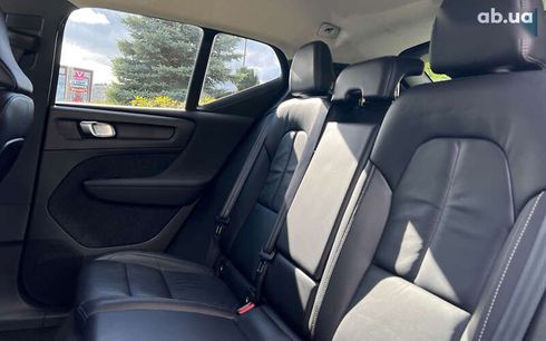 Volvo XC40 2022 - фото 20