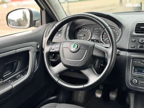 Skoda Fabia 2011 - фото 26