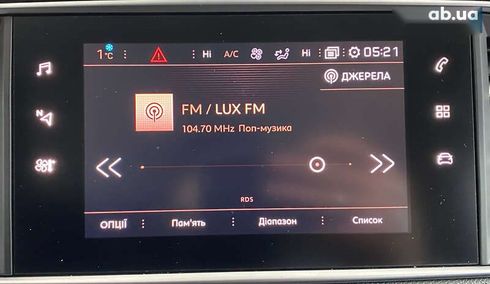 Peugeot 308 2018 - фото 25