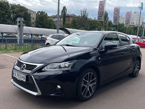 Lexus CT 2015 - фото 2