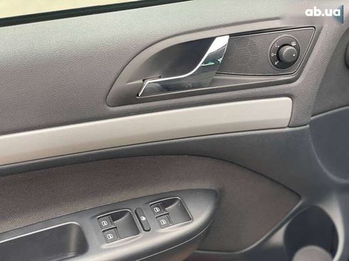 Skoda Octavia 2012 - фото 21