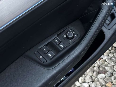 Volkswagen Passat 2019 - фото 16