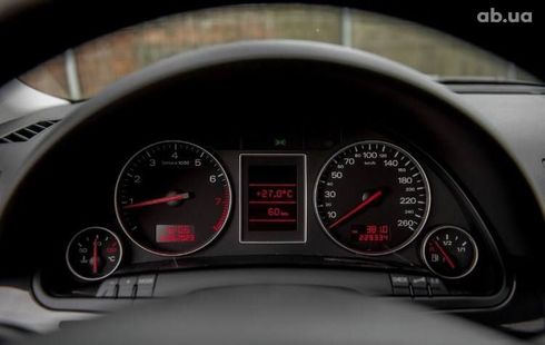 Audi A4 2002 серый - фото 7