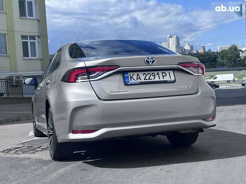 Toyota Corolla 2020 - фото 20
